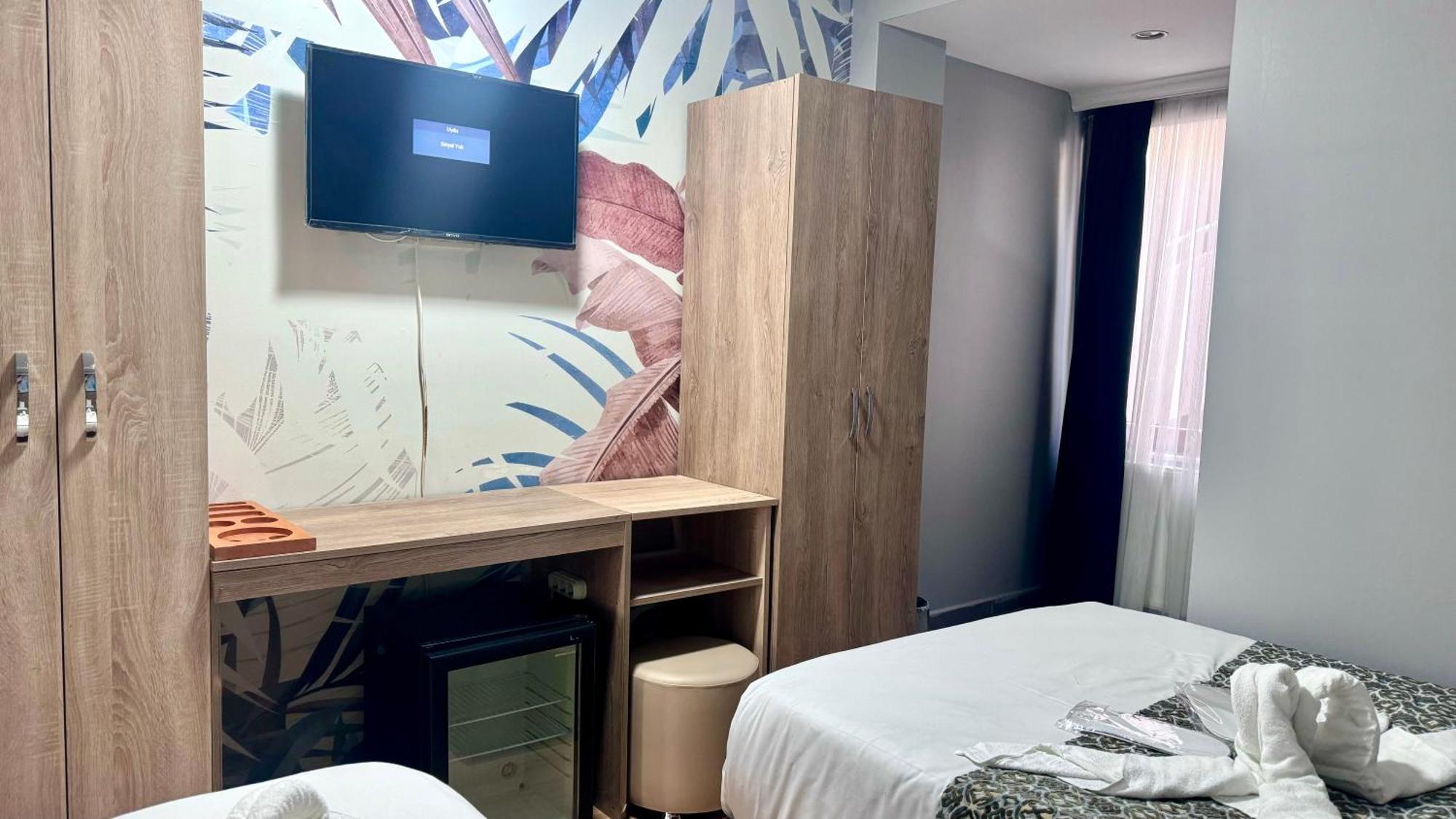 Rozza Hotel Истанбул Екстериор снимка